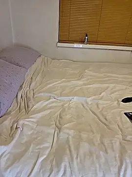 lilylove27 online show from 09/21/25, 08:54