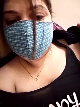 Naughty-Trisha online show from 12/15/25, 07:23