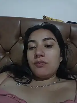 Snapshot of Hellen_Alex chatting on 03/09/26, 02:43 Hellen Alex online show from 03/09/26, 02:43