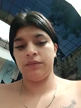 Snapshot of naughty-girl01 chatting on 12/24/24, 10:33 naughty-girl01 online show from 12/24/24, 10:33