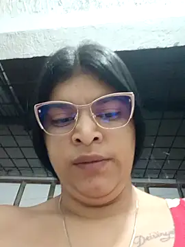 Snapshot of naughty-girl01 chatting on 02/04/25, 10:10 naughty-girl01 online show from 02/04/25, 10:10