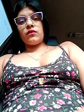 Snapshot of naughty-girl01 chatting on 02/26/25, 01:52 naughty-girl01 online show from 02/26/25, 01:52