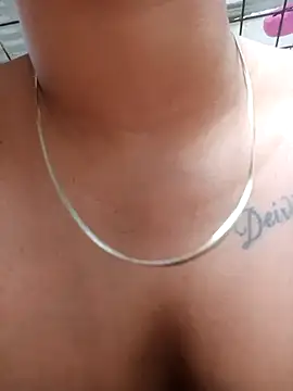 Snapshot of naughty-girl01 chatting on 02/27/25, 04:32 naughty-girl01 online show from 02/27/25, 04:32