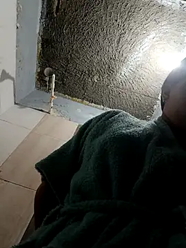 Snapshot of naughty-girl01 chatting on 03/01/25, 10:34 naughty-girl01 online show from 03/01/25, 10:34