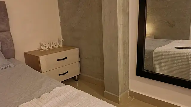 Snapshot of Emma_gatess chatting on 03/13/26, 12:34 Emma gatess online show from 03/13/26, 12:34