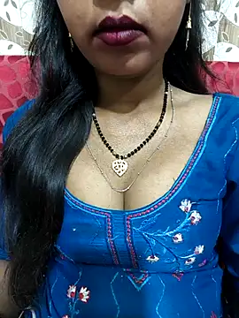 Snapshot of Sharmila-Singh chatting on 04/21/26, 06:12 Sharmila-Singh online show from 04/21/26, 06:12