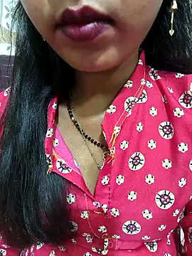 Snapshot of Sharmila-Singh chatting on 04/24/26, 05:04 Sharmila-Singh online show from 04/24/26, 05:04
