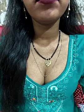 Snapshot of Sharmila-Singh chatting on 04/30/26, 05:36 Sharmila-Singh online show from 04/30/26, 05:36