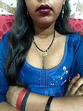 Snapshot of Sharmila-Singh chatting on 05/05/26, 05:48 Sharmila-Singh online show from 05/05/26, 05:48