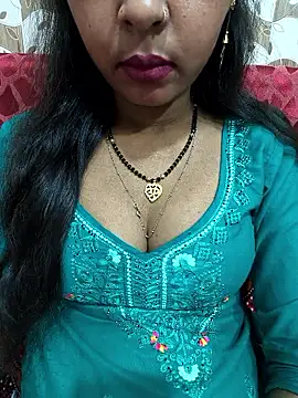 Snapshot of Sharmila-Singh chatting on 05/06/26, 05:57 Sharmila-Singh online show from 05/06/26, 05:57