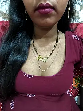 Snapshot of Sharmila-Singh chatting on 05/11/26, 04:04 Sharmila-Singh online show from 05/11/26, 04:04