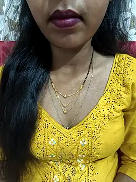 Snapshot of Sharmila-Singh chatting on 05/26/26, 07:26 Sharmila-Singh online show from 05/26/26, 07:26