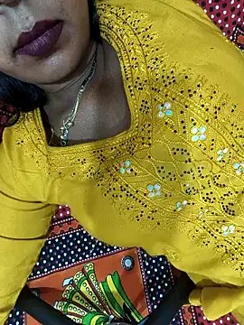 Snapshot of Sharmila-Singh chatting on 05/26/26, 07:32 Sharmila-Singh online show from 05/26/26, 07:32