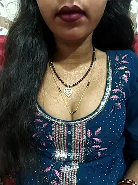 Snapshot of Sharmila-Singh chatting on 06/07/26, 06:28 Sharmila-Singh online show from 06/07/26, 06:28