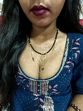 Snapshot of Sharmila-Singh chatting on 06/07/26, 06:33 Sharmila-Singh online show from 06/07/26, 06:33