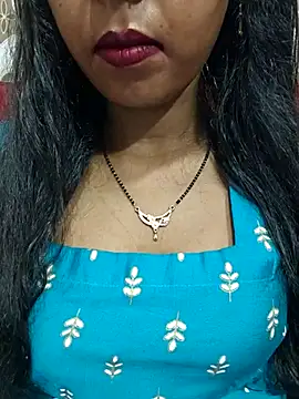 Snapshot of Sharmila-Singh chatting on 07/05/26, 07:37 Sharmila-Singh online show from 07/05/26, 07:37