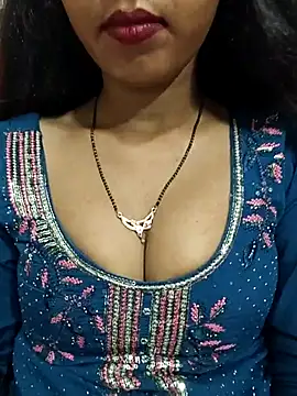 Snapshot of Sharmila-Singh chatting on 07/08/26, 08:19 Sharmila-Singh online show from 07/08/26, 08:19