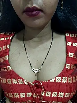 Snapshot of Sharmila-Singh chatting on 07/13/26, 05:38 Sharmila-Singh online show from 07/13/26, 05:38