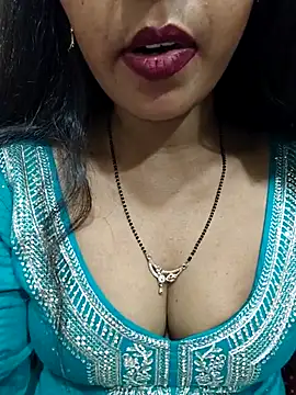 Snapshot of Sharmila-Singh chatting on 07/16/26, 06:25 Sharmila-Singh online show from 07/16/26, 06:25