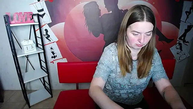 FreyaDak online show from 12/15/25, 06:12