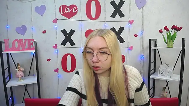 BeatriceFly online show from 01/22/25, 06:20