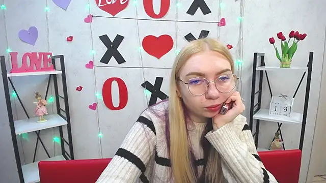 BeatriceFly online show from 02/19/25, 06:22