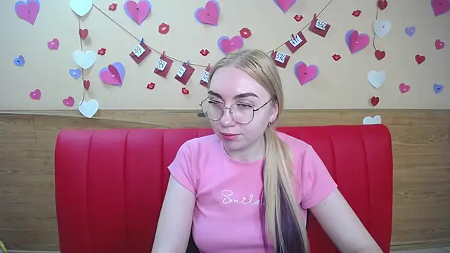 BeatriceFly online show from 03/01/25, 03:49