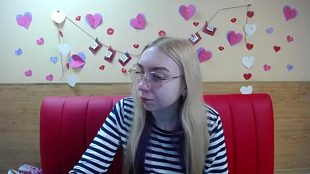 BeatriceFly online show from 03/13/25, 06:05