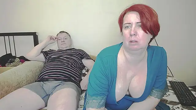 Snapshot of Daddy_Basllio_and_wife chatting on 12/15/24, 07:10 Daddy Basllio and wife online show from 12/15/24, 07:10