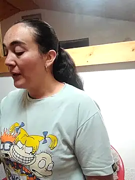 skayhot  online show from 11/08/25, 02:06