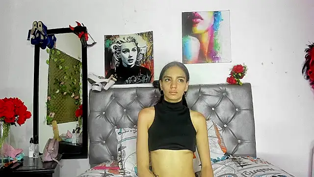 Snapshot of YUKIODAVIS chatting on 11/11/25, 01:22 YUKIODAVIS online show from 11/11/25, 01:22