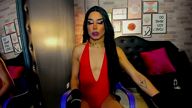 Snapshot of angel_nazz chatting on 12/05/24, 02:00 angel nazz online show from 12/05/24, 02:00