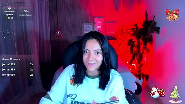 Snapshot of miichael_black chatting on 12/28/24, 12:35 miichael black online show from 12/28/24, 12:35