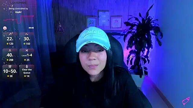Snapshot of miichael_black chatting on 01/17/25, 10:34 miichael black online show from 01/17/25, 10:34