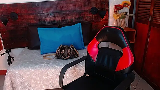 Celeste sanz online show from 12/26/24, 09:15