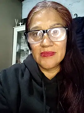 Snapshot of Edged_Hot69 chatting on 11/14/25, 02:32 Edged Hot69 online show from 11/14/25, 02:32