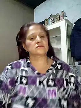 Snapshot of Edged_Hot69 chatting on 11/16/25, 02:17 Edged Hot69 online show from 11/16/25, 02:17