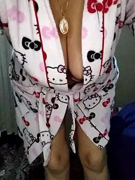 Snapshot of Edged_Hot69 chatting on 11/22/25, 09:52 Edged Hot69 online show from 11/22/25, 09:52