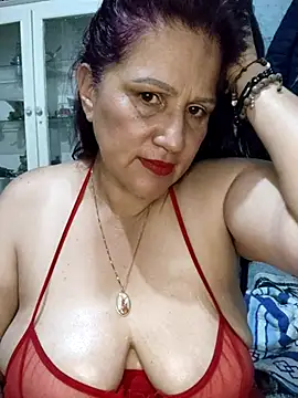 Snapshot of Edged_Hot69 chatting on 12/14/25, 10:25 Edged Hot69 online show from 12/14/25, 10:25