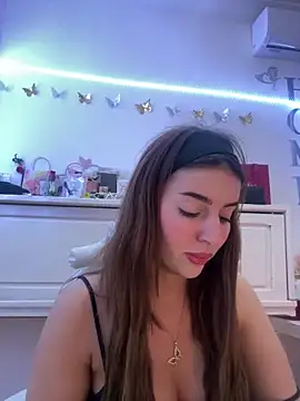 Snapshot of Hot_malak chatting on 05/12/26, 11:02 Hot malak online show from 05/12/26, 11:02