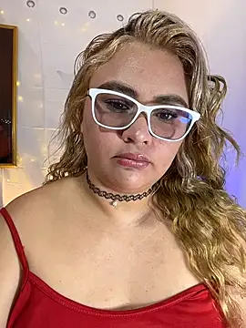 Snapshot of AshleyVXo chatting on 07/19/26, 10:13 AshleyVXo online show from 07/19/26, 10:13