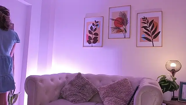 Snapshot of DahianaWalcott chatting on 02/10/26, 07:18 DahianaWalcott online show from 02/10/26, 07:18