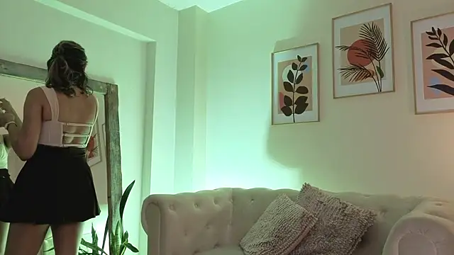 Snapshot of DahianaWalcott chatting on 03/02/26, 05:53 DahianaWalcott online show from 03/02/26, 05:53