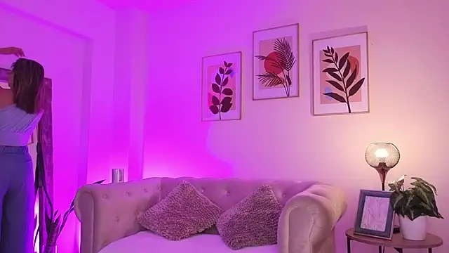 Snapshot of DahianaWalcott chatting on 03/11/26, 03:07 DahianaWalcott online show from 03/11/26, 03:07