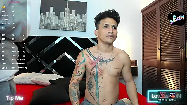 Snapshot of toyboys1 chatting on 04/24/26, 03:31 toyboys1 online show from 04/24/26, 03:31