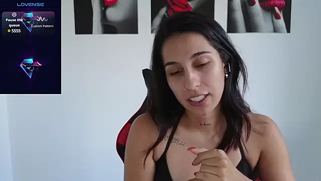 tammyandrade  online show from 01/24/25, 10:41