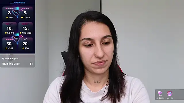 tammyandrade  online show from 02/08/25, 04:04