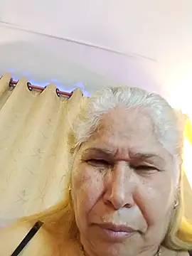 Snapshot of girl_amada chatting on 03/03/26, 05:08 girl amada online show from 03/03/26, 05:08