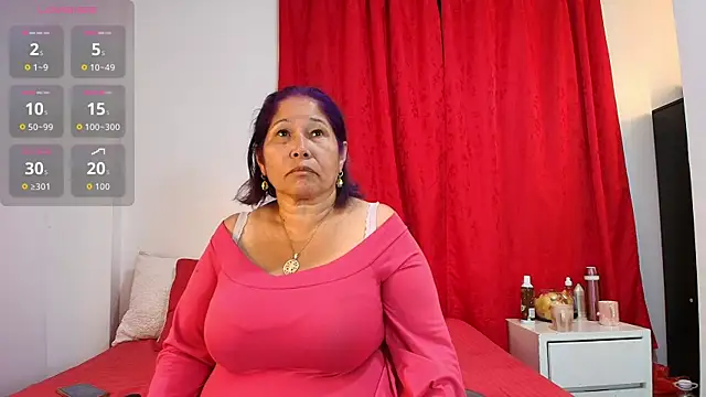 Snapshot of girl_amada chatting on 03/19/26, 06:45 girl amada online show from 03/19/26, 06:45