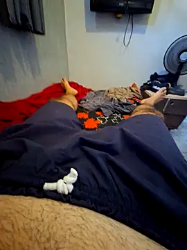 mfreitas005 online show from 02/11/26, 04:23